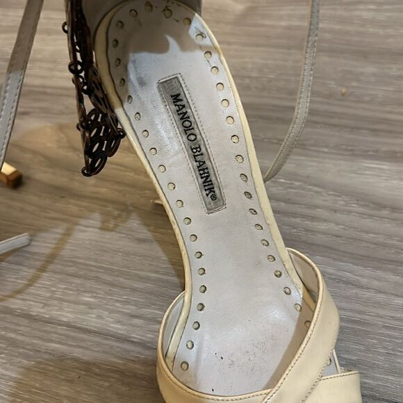 MANOLO BLAHNIK HEELS SIZE 39.5 - Picture 5 of 11